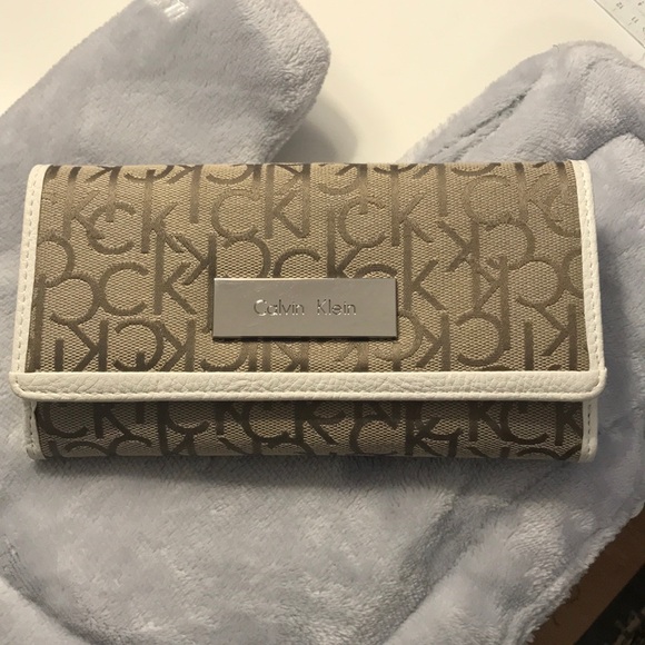 CK wallet - Picture 1 of 3